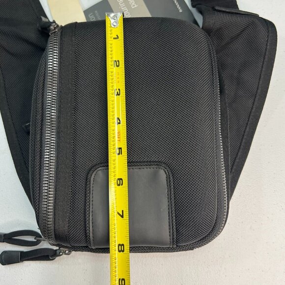 Banana Republic Metro Collection Touring Pack Black Travel Denier Nylon Passport - Picture 10 of 12